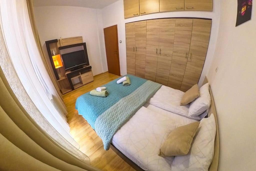 The Green Apartment In The Heart Of Old Sofia 1Bdr Esterno foto