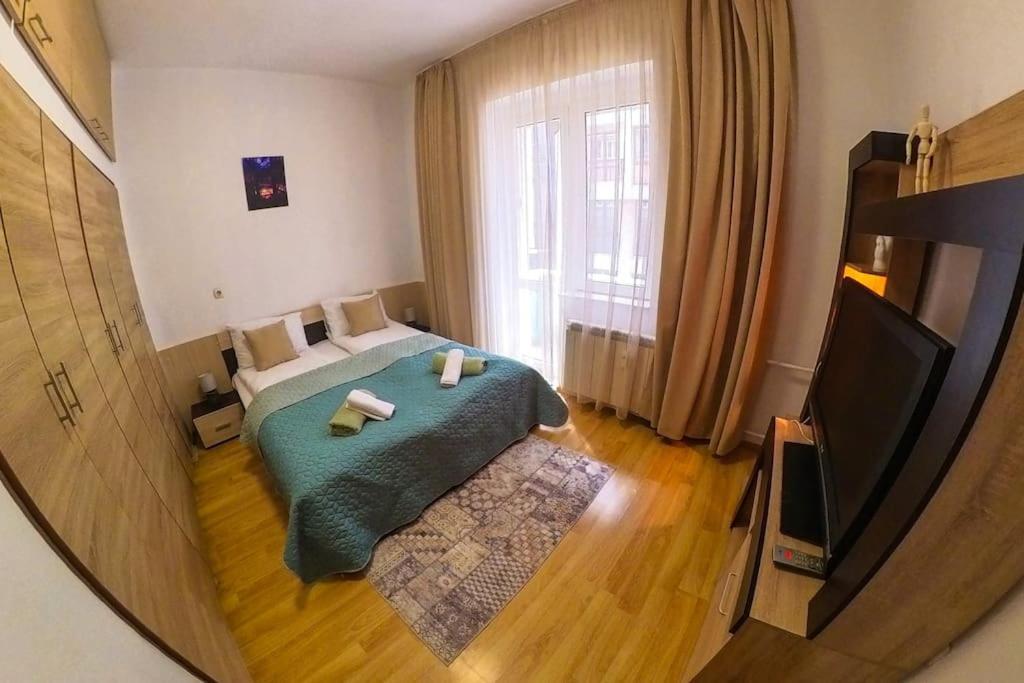 The Green Apartment In The Heart Of Old Sofia 1Bdr Esterno foto