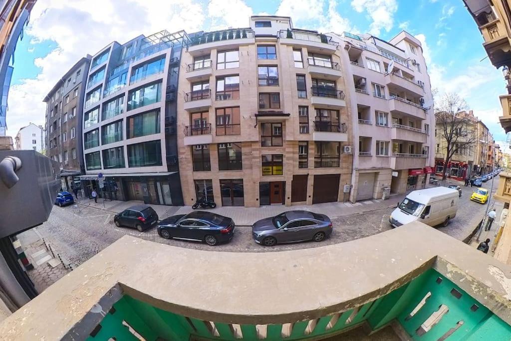 The Green Apartment In The Heart Of Old Sofia 1Bdr Esterno foto