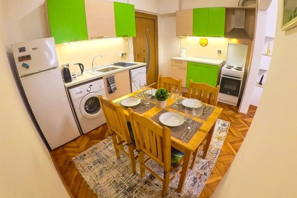 The Green Apartment In The Heart Of Old Sofia 1Bdr Esterno foto
